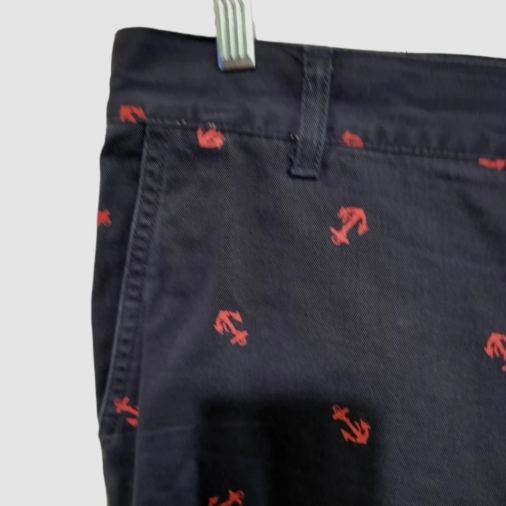 M276) IZOD Saltwater Beach Town Navy Blue Anchor print Shorts Size 36
